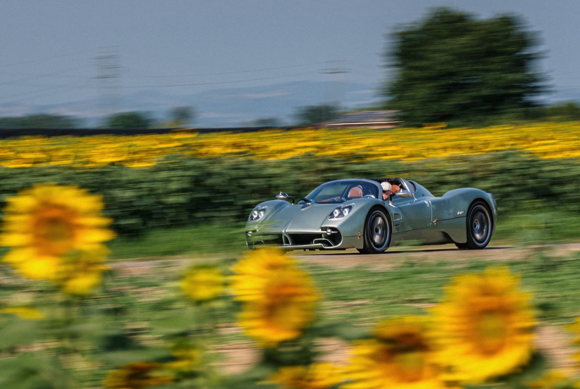 ff106948-copy Pagani Utopia Roadster