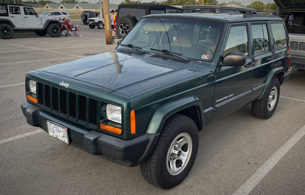 img_1693-1024x656-1 Stock Jeep Cherokee XJ