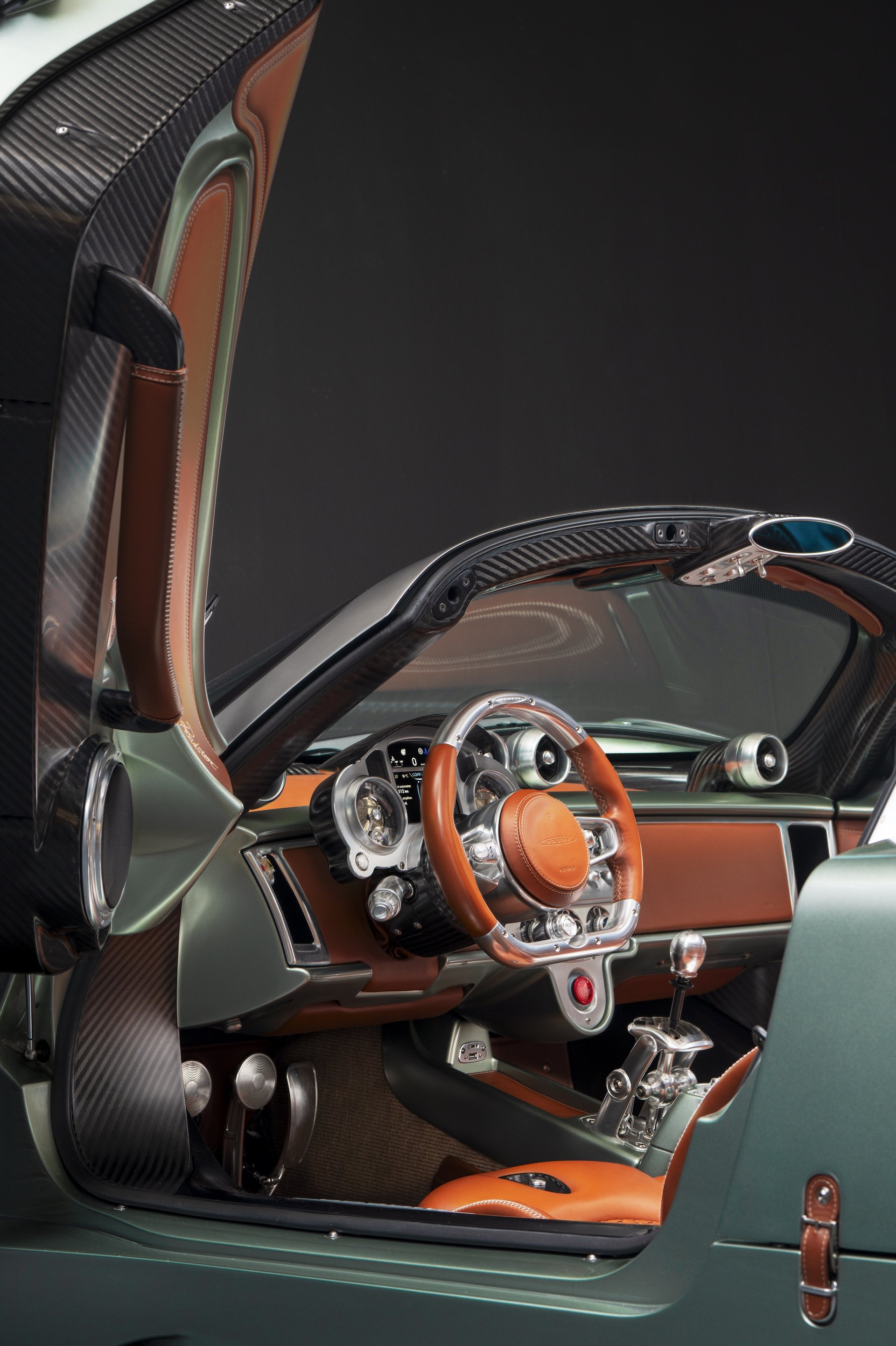 interno-copy Pagani Utopia Roadster
