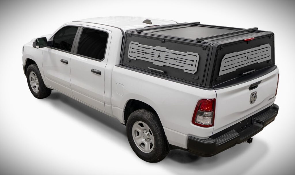 leer-nexcap-installed-on-a-white-silverado-1024x608-1 Leer Nexcap installed on a White Silverado