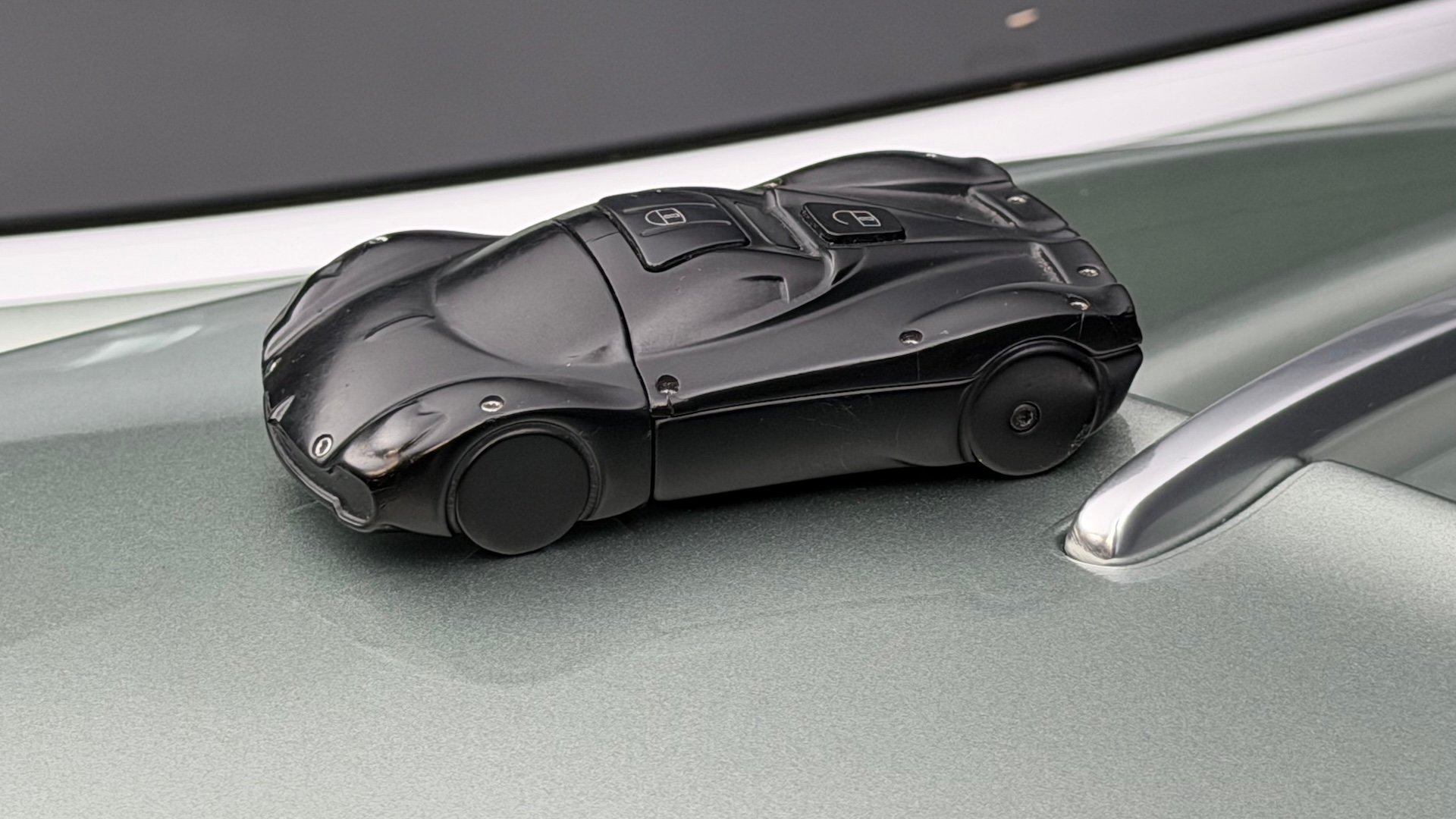 pagani-utopia-roadster-test-jerry-perez-2 Pagani Utopia Roadster