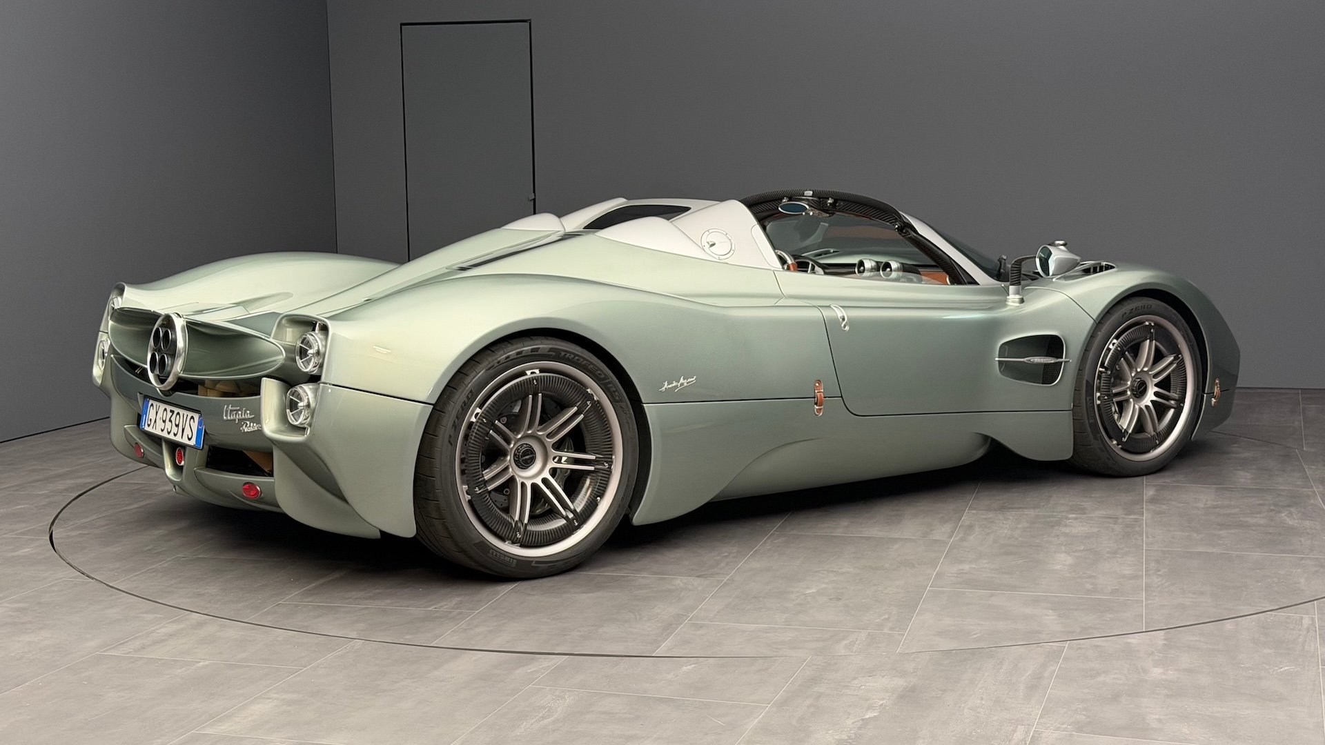pagani-utopia-roadster-test-jerry-perez-9 Pagani Utopia Roadster