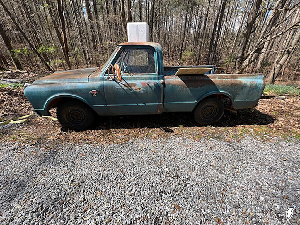 thomas_dickerson_c10_18-1024x768-1 old, rusty Chevy C10 project truck in a gravel lot