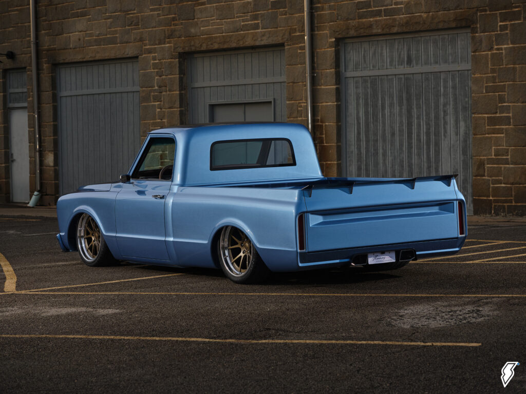 thomas_dickerson_c10_5-1024x768-1 rear view of a customized Chevy c10 truck & tailgate