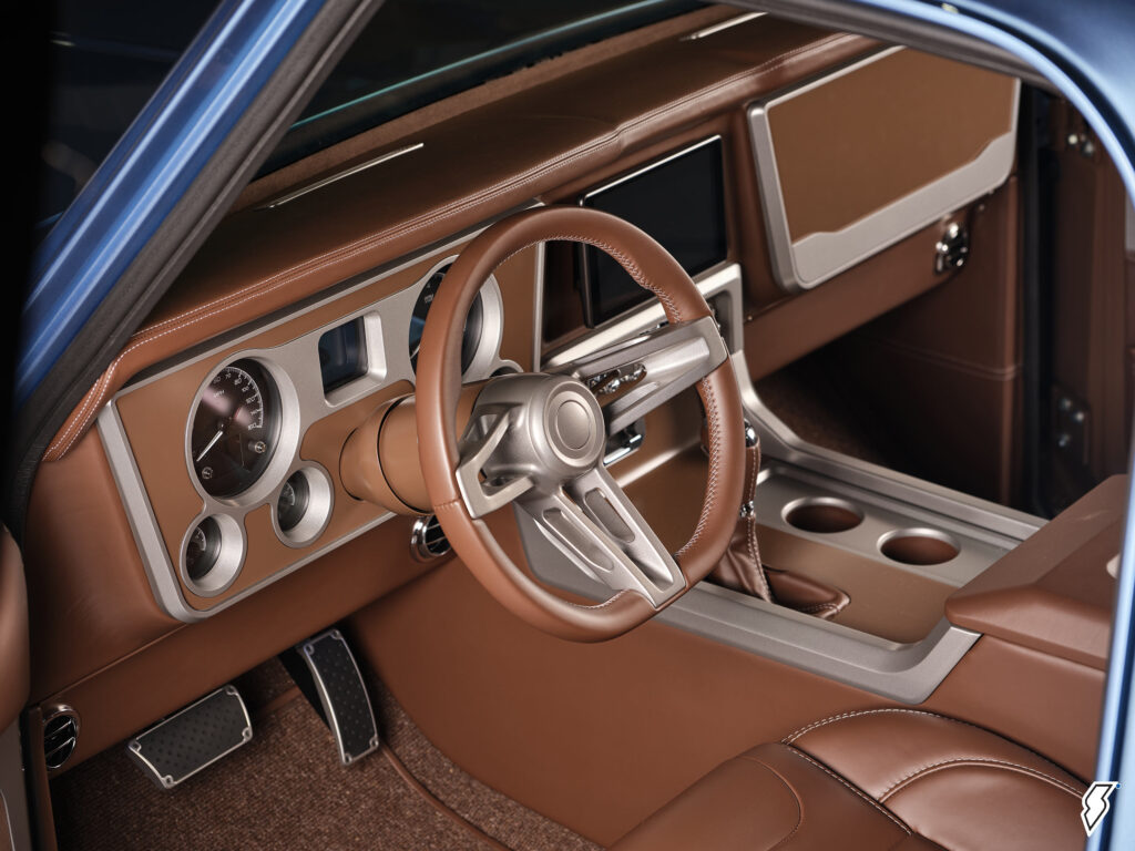 thomas_dickerson_c10_8-1024x768-1 custom gauge and dash in a vintage chevy truck